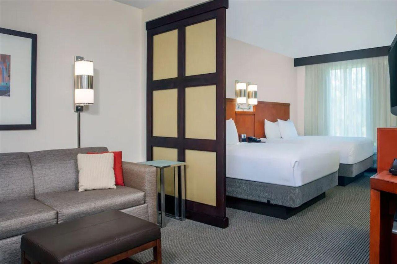 Hyatt Place Raleigh Cary Экстерьер фото